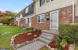 206 PAGE Street, BERRYVILLE, VA 22611
