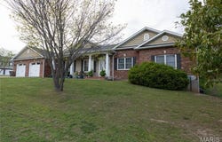 100 Charleston Way, St Robert, MO 65584