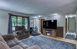 2105 Sunray Circle, Eau Claire, WI 54703