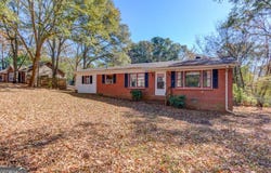 289 Bell Avenue, Hoschton, GA 30548