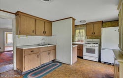 2724 CR-21, Kinderhook, NY 12106