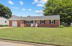 512 Spinnaker Road, Newport News, VA 23602