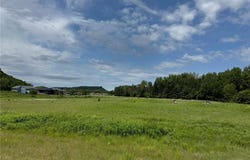 2250 Clubhouse Drive, Lake City, MN 55041