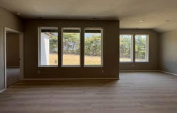 718 Swiss Road, Marshfield, MO 65706