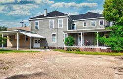 200 GORDON AVE, Thomasville, GA 31792