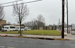 65 S BROAD STREET, PENNS GROVE, NJ 08069