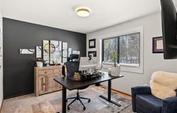 105 Park Lane S, Minnetonka, MN 55305