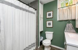 404 W Salem Avenue, Indianola, IA 50125