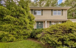 17 Stephens Drive, East Brunswick, NJ 08816