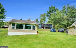 473 N SHORE Drive, LENHARTSVILLE, PA 19534