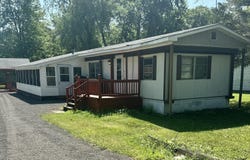 6915 Rowley Drive, Osseo, MI 49266