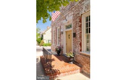 301 E GERMAN STREET, SHEPHERDSTOWN, WV 25443