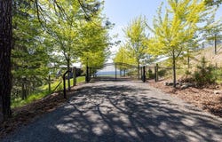 17323 N Lower Greenbluff Rd, Colbert, WA 99005