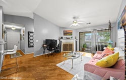 8504 Ambrosse Ln, Louisville, KY 40299