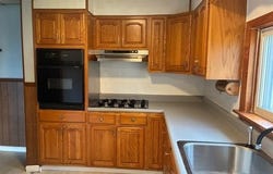 215 N 10th Avenue, Altoona, PA 16601