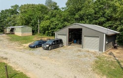 136 Martin Cemetery Road, Beaumont, KY 42124