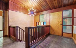 1952 Woodridge Circle, Valparaiso, IN 46383