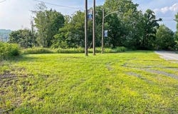 610 Barn St., Hooversville, PA 15936