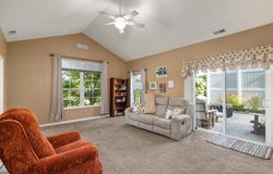 1564 Bridgewater Way S, Mansfield, OH 44906