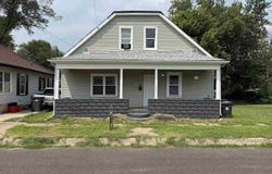 1209 MARGARET Street, Pekin, IL 61554
