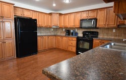 106 5th St, Glendive, MT 59330