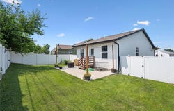 5221 Dostal Drive SW, Cedar Rapids, IA 52404