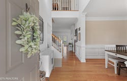 628 W Glenview Drive, Lenoir City, TN 37771