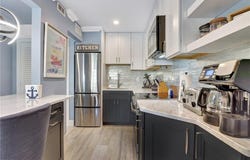 1295 Gulf Shore, NAPLES, FL 34102