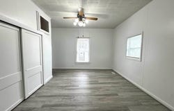 369 NE 6th Street, Linton, IN 47441