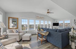 15 Atlantic Avenue, Boothbay Harbor, ME 04538