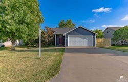 415 West Street, Riley, KS 66531