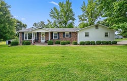 214 Hillcrest Drive, Elsberry, MO 63343