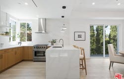 1046 Oban Dr, Los Angeles, CA 90065