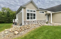 115 Stony Ridge Court, Hillsdale, MI 49242