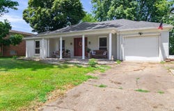1806 Chickasaw Drive, Evansville, IN 47715-6112