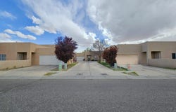 422 PHOENIX Avenue NW, Albuquerque, NM 87107