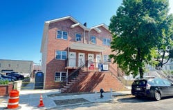 2131 Newbold Ave, Bronx, NY 10462