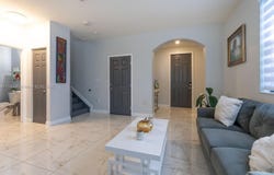102 NE 23rd Ter, Homestead, FL 33033