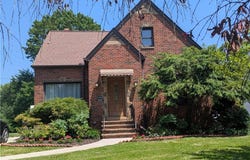 1975 E 226th Street, Euclid, OH 44117