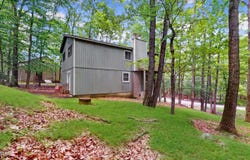 152 Fairview Drive, Dingmans Ferry, PA 18328