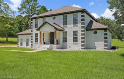 3521 Utah Road, Lena, MS 39094