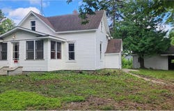 213 W Main Street, Vergas, MN 56587
