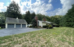 42 Scribner Hill Road, Wilton, CT 06897