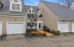 1006 Powers Avenue, Youngstown, OH 44505