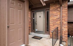 2008 Meadowtree Lane, Kirkwood, MO 63122
