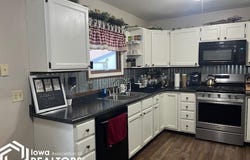 907 N Aldrin Drive, Mount Pleasant, IA 52641