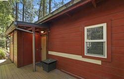 11700 Oak Rd, Forestville, CA 95436