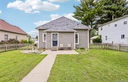 208 E Elm Street, Gillespie, IL 62033
