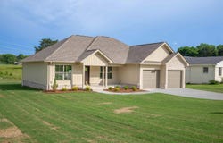 96 Vaughn Ave, Killen, AL 35645