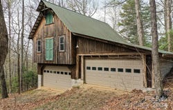 40 Tagalong Lane, Black Mountain, NC 28711